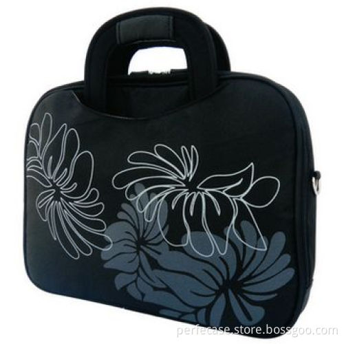 Ladies' Notebook Bag, Made of Nylon, Simple Design, Retractable Carrying Handle